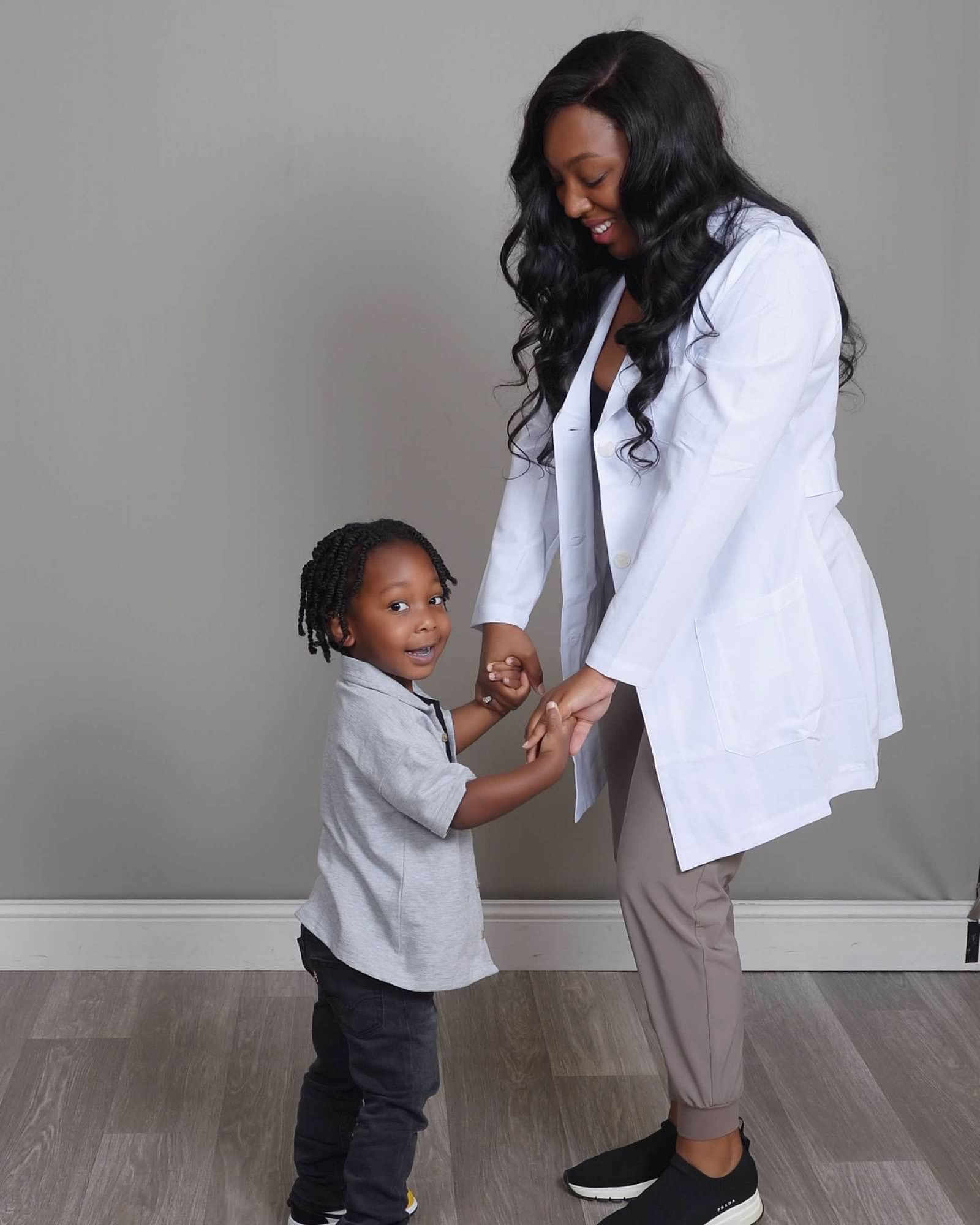 Duriyyah Ellis, mama and Family Nurse Practitioner — founder of Good Anatomy.